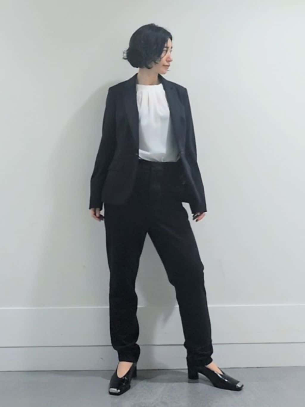 ミズタさんの「UNTITLED｜【洗えるスーツ／ストレッチ】ウール混ジャージ テーラードジャケット」を使ったコーディネート