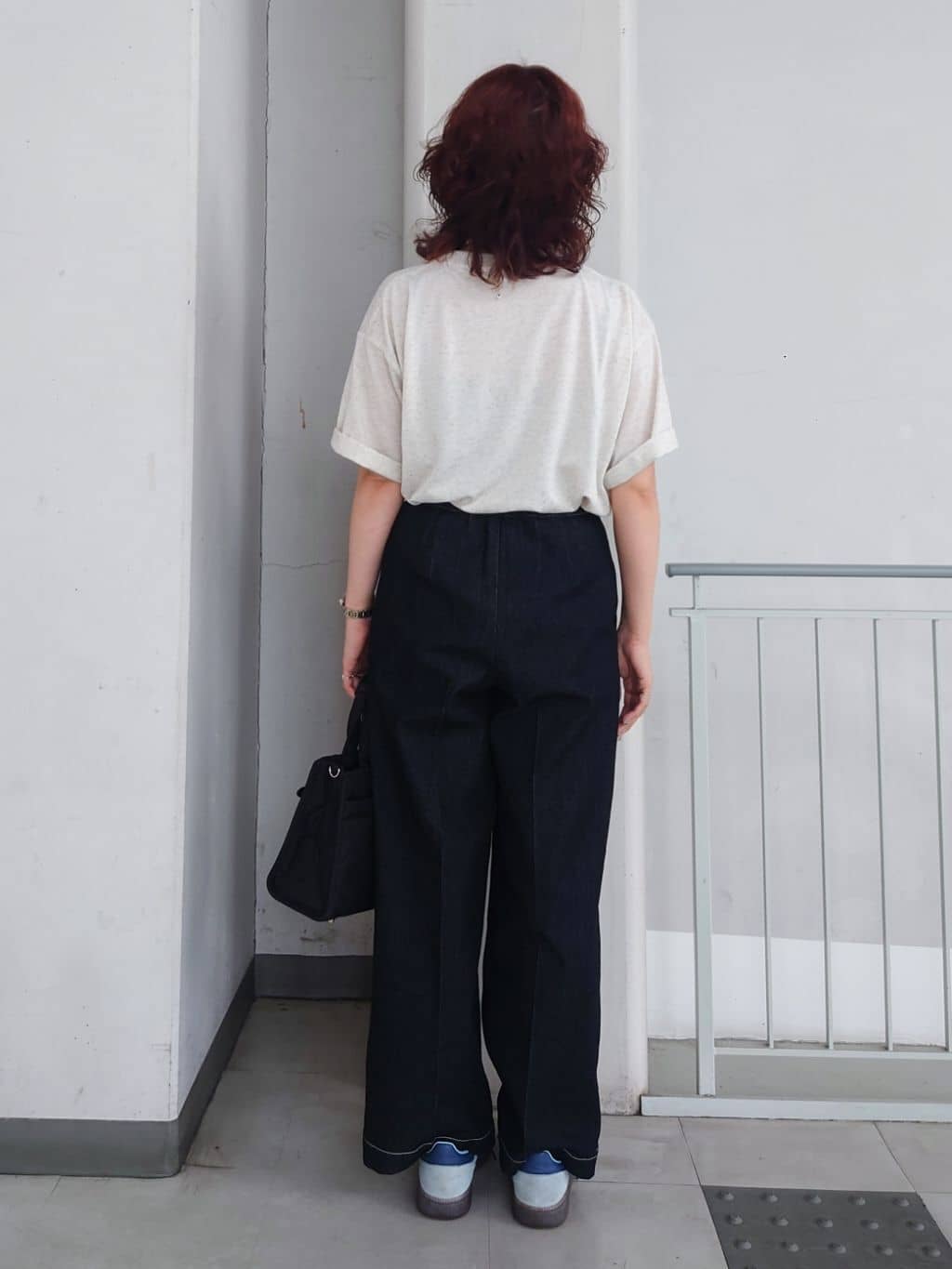 maruさんの「THE SHOP TK｜ポリ麻プリント半袖Tシャツ【洗濯機OK】」を使ったコーディネート