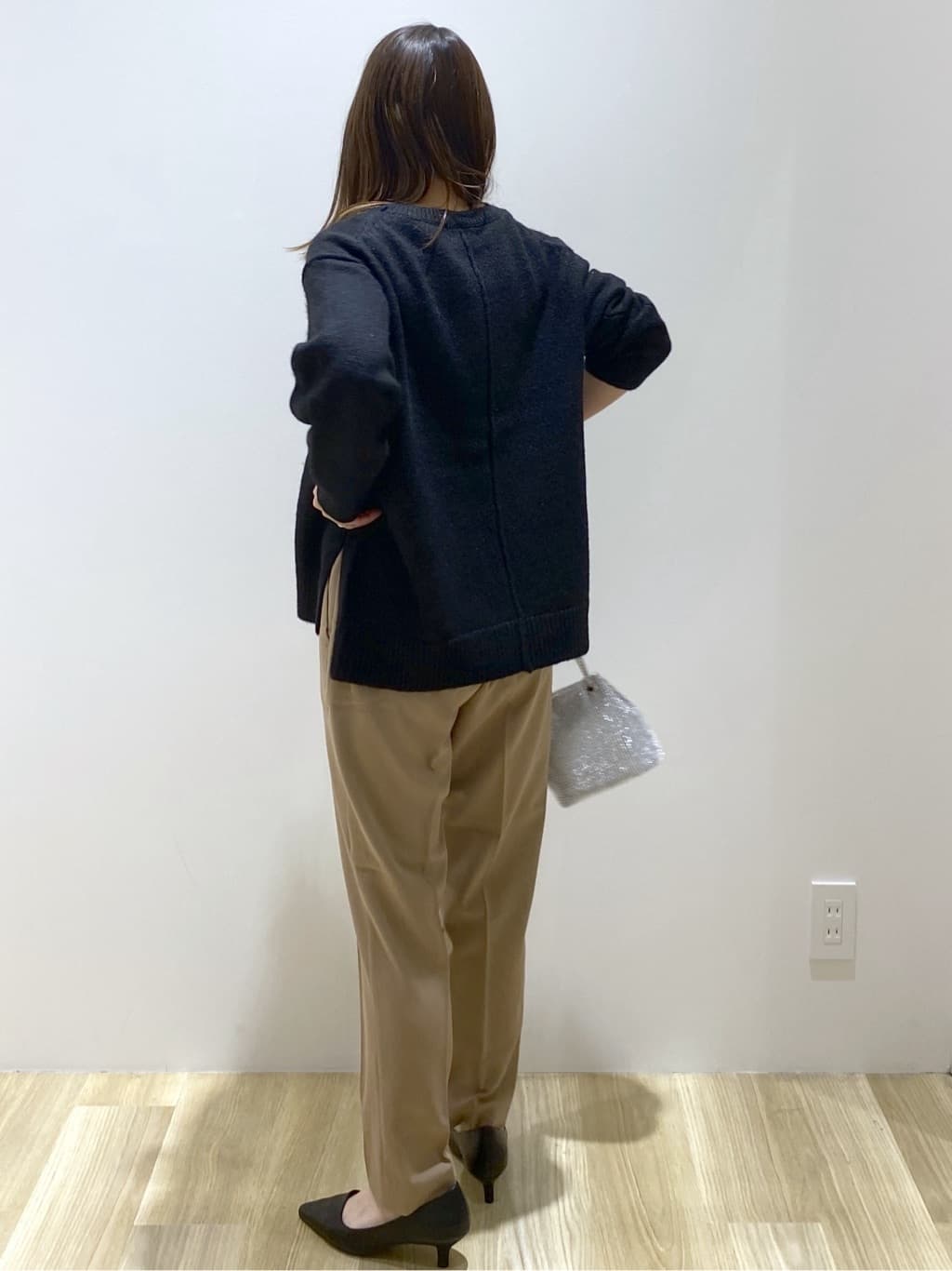 えりさんの「OPAQUE.CLIP｜ウォームタッチ イージーテーパードパンツ【洗濯機洗OK／ストレッチ】」を使ったコーディネート