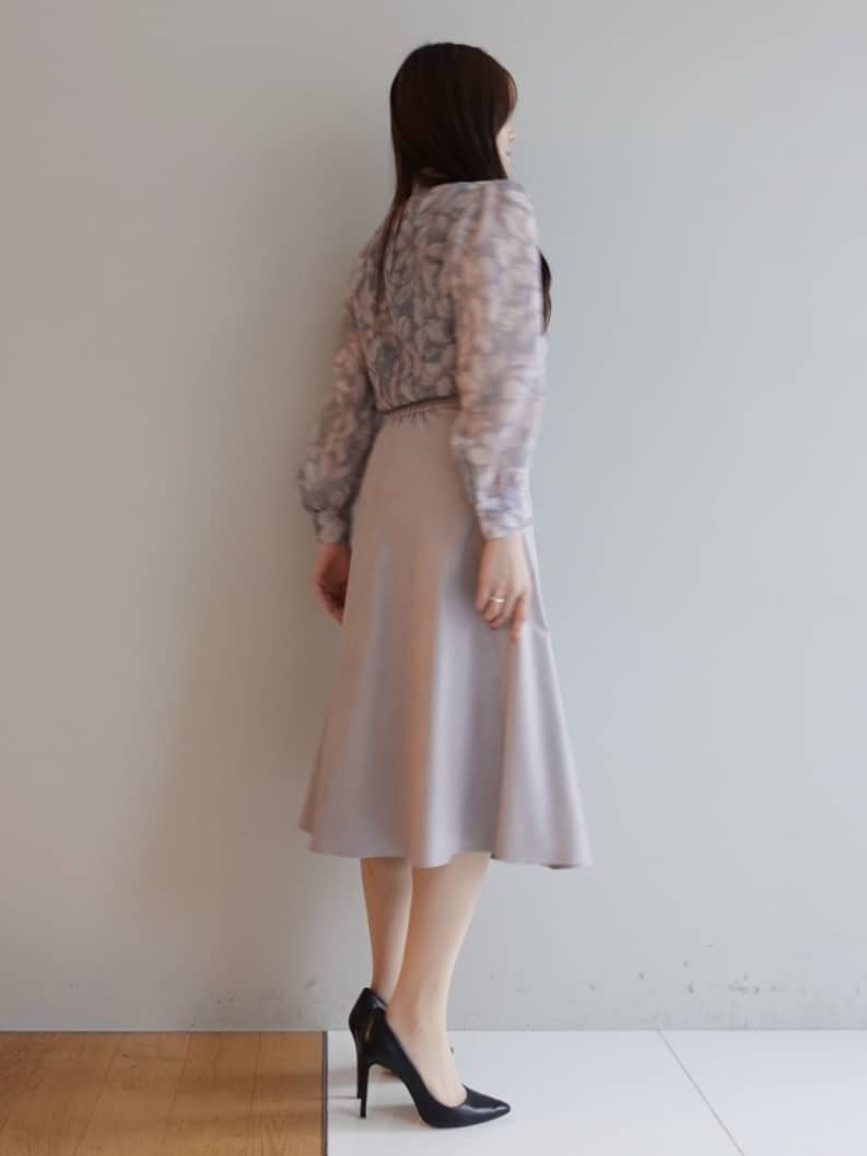 sayaさんの「COUP DE CHANCE｜【手洗い可／日本製／セッ】スェード調フレアスカート」を使ったコーディネート