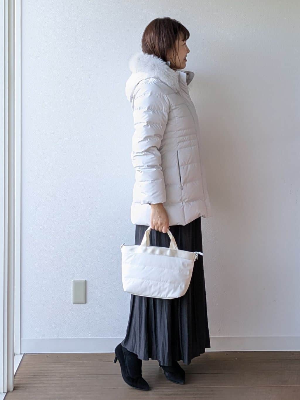 なみきさんの「UNTITLED｜【はっ水機能/フード取り外し可】ミディダウンコート」を使ったコーディネート