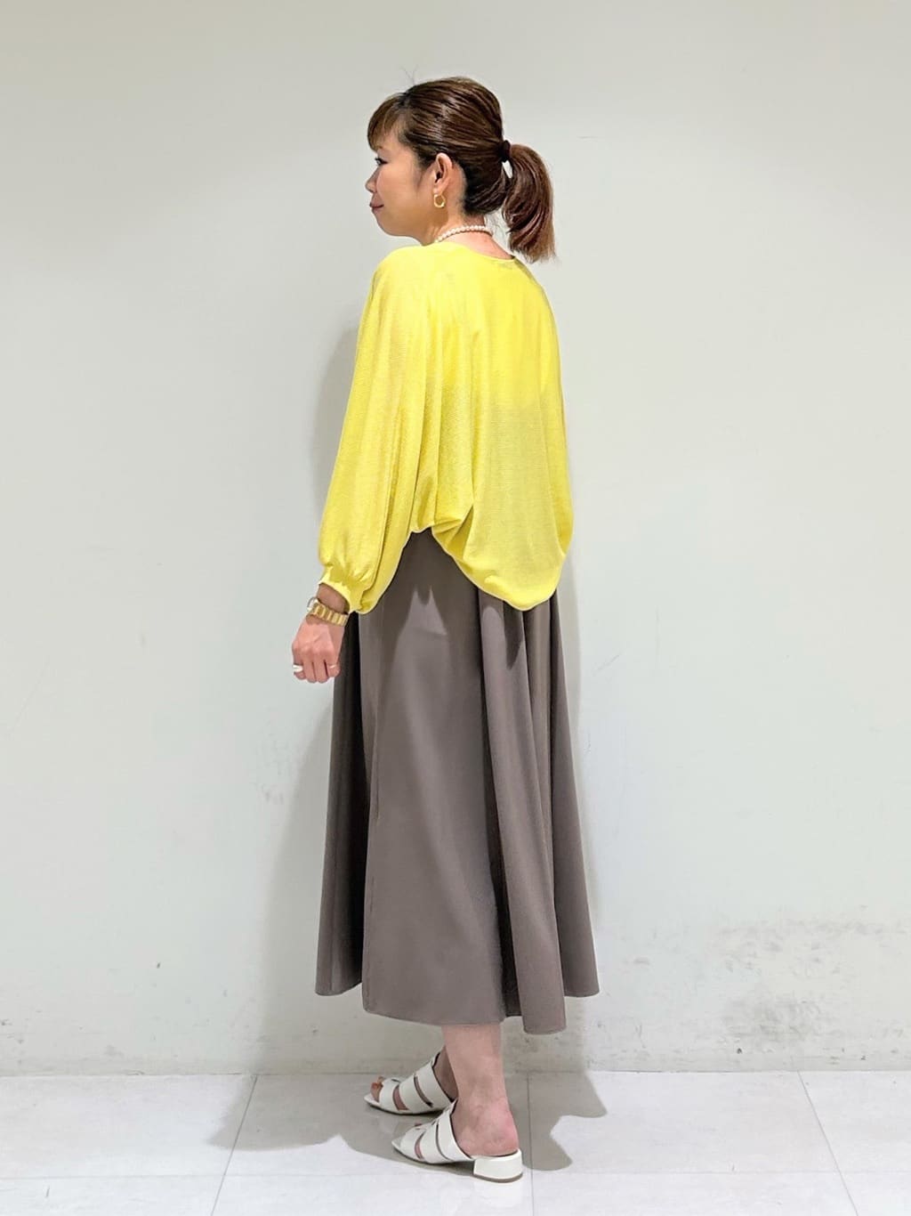 tsuyuさんの「INDIVI｜パール調コインショートネックレス」を使ったコーディネート