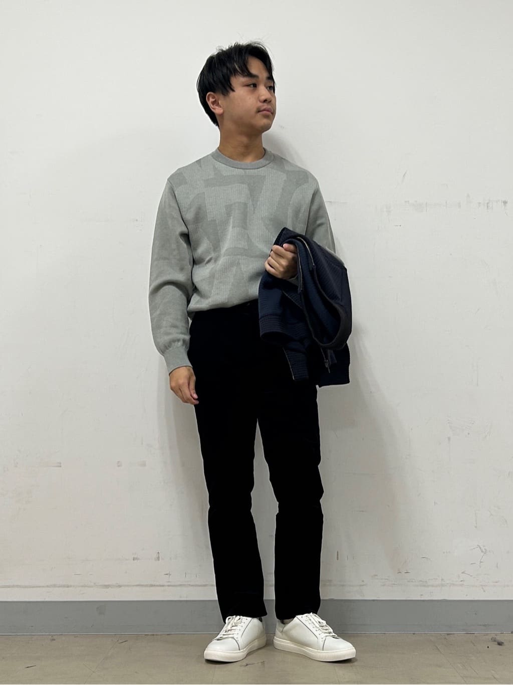Hiroさんの「TAKEO KIKUCHI｜【Made in JAPAN】ビッグチェック＆スライドパズル柄 ニット」を使ったコーディネート