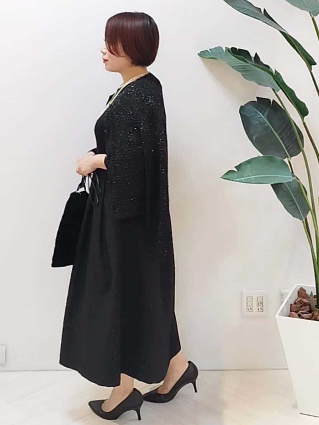 s u g iさんの「UNTITLED｜【大人フェミニン/トレンド】ニット&times;ジャカード ドッキングワンピース」を使ったコーディネート