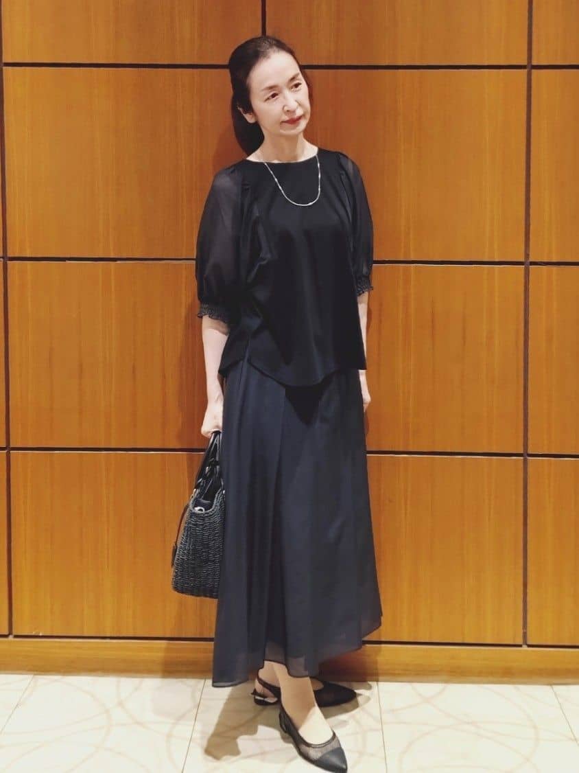Kさんの「Reflect｜【マシンウォッシュ可】シアーパフスリーブTブラウス」を使ったコーディネート