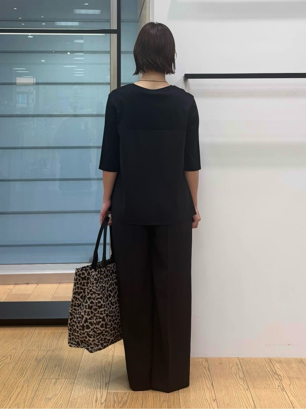 asamiさんの「INDIVI｜【着心地◎！】タックワイドパンツ」を使ったコーディネート