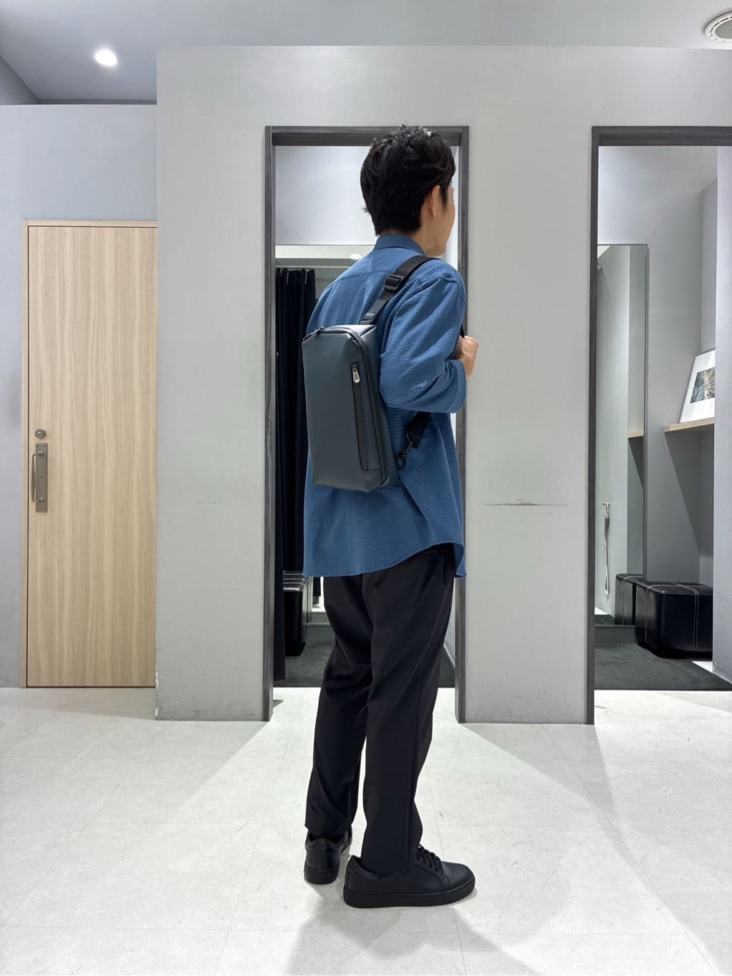 わいずみさんの「TAKEO KIKUCHI｜【抗菌防臭／5サイズ展開】ハイゲージポンチ Tシャツ」を使ったコーディネート
