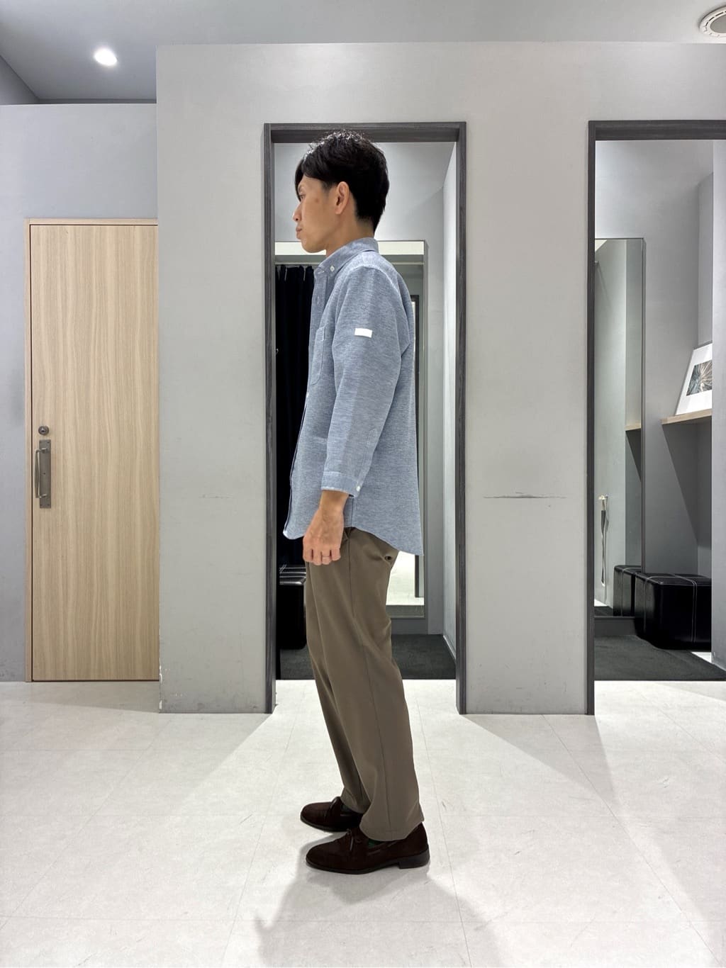 わいずみさんの「TAKEO KIKUCHI｜【360&deg;ストレッチ／セットアップ対応】None Of Stress パンツ」を使ったコーディネート