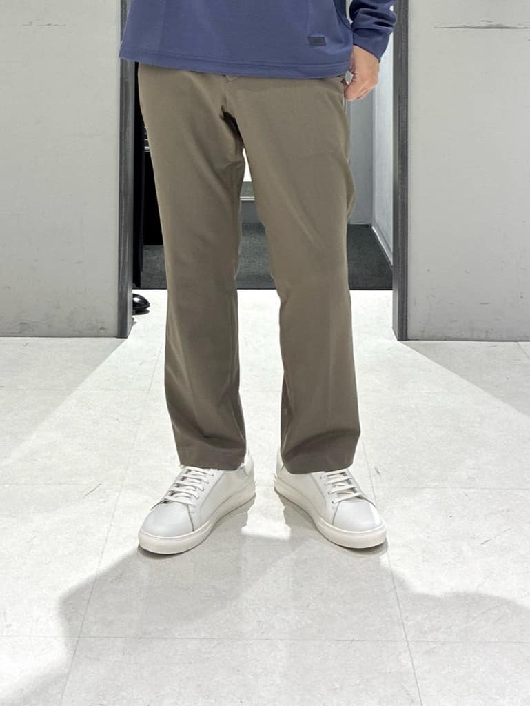 わいずみさんの「TAKEO KIKUCHI｜【Made in JAPAN】播州織 ドビー千鳥シャツ」を使ったコーディネート