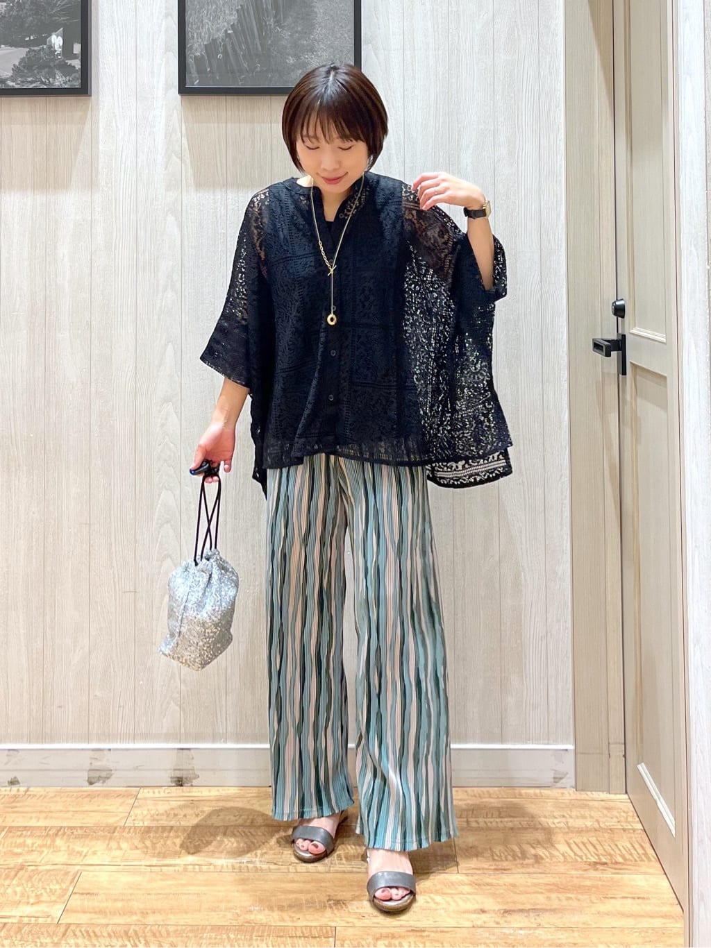 shirayuuuさんの「SHOO･LA･RUE｜【洗濯機可/柄が選べる】さらさら楽ちん プリーツ ワイドパンツ」を使ったコーディネート