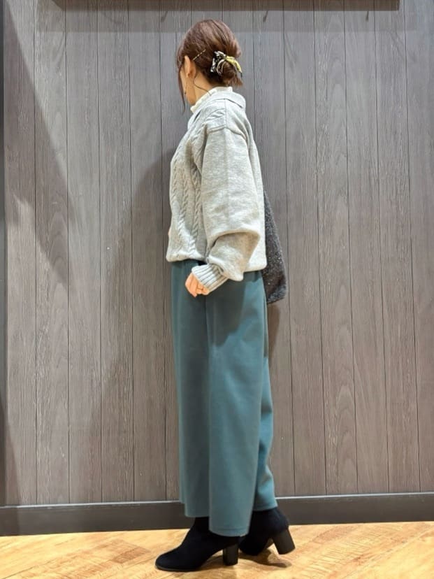 meiさんの「SHOO･LA･RUE｜【洗濯機可】美脚見え あったか圧縮ニット ガウチョパンツ」を使ったコーディネート