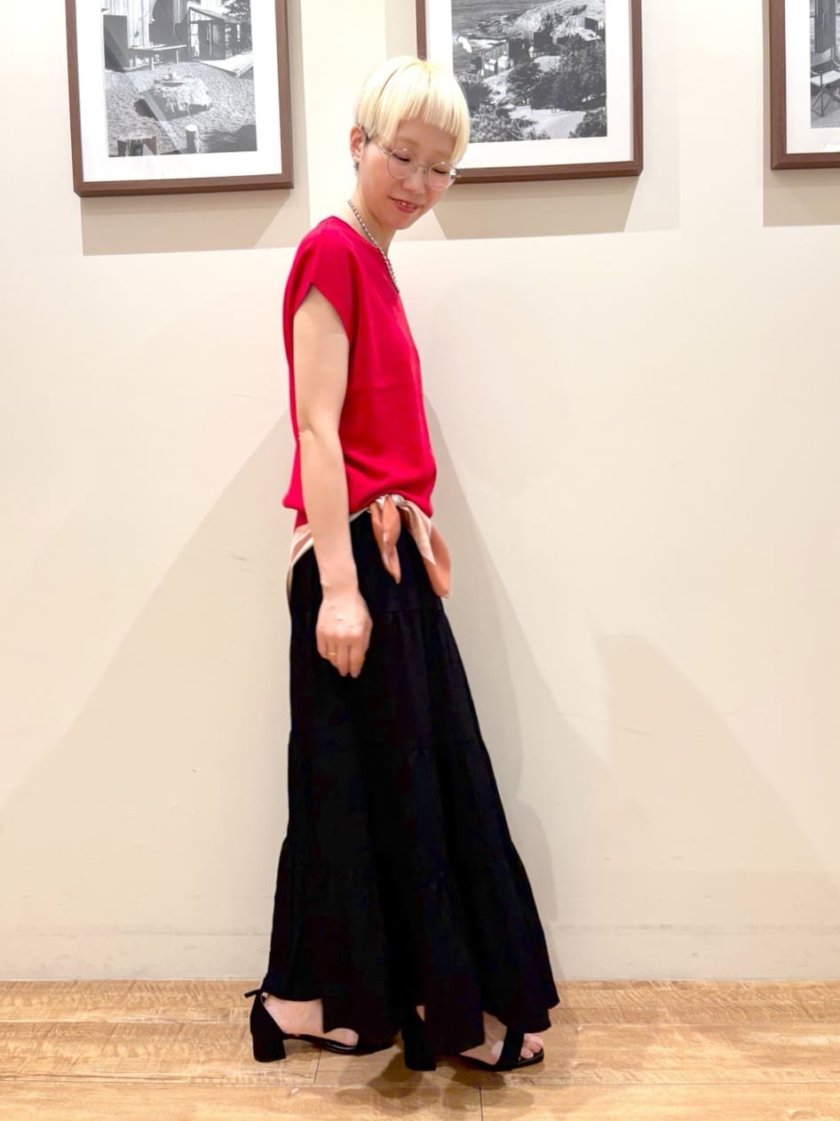 Ayumiさんの「SHOO･LA･RUE｜【洗える/S-LL/ひんやり】さらりと好印象　総針フレンチスリーブニット」を使ったコーディネート