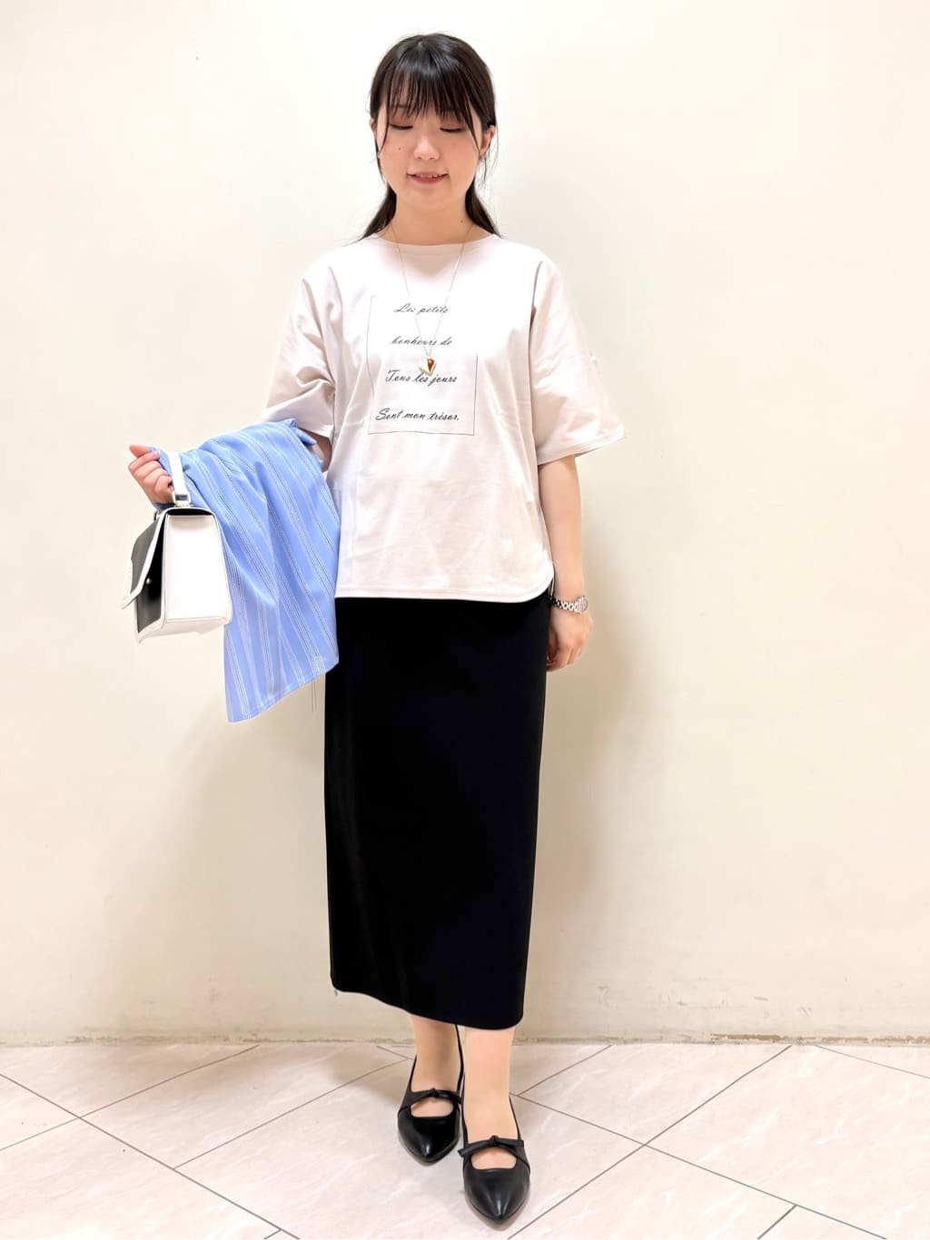 mikiさんの「Reflect｜【マシンウォッシュ可】ナロースカート」を使ったコーディネート