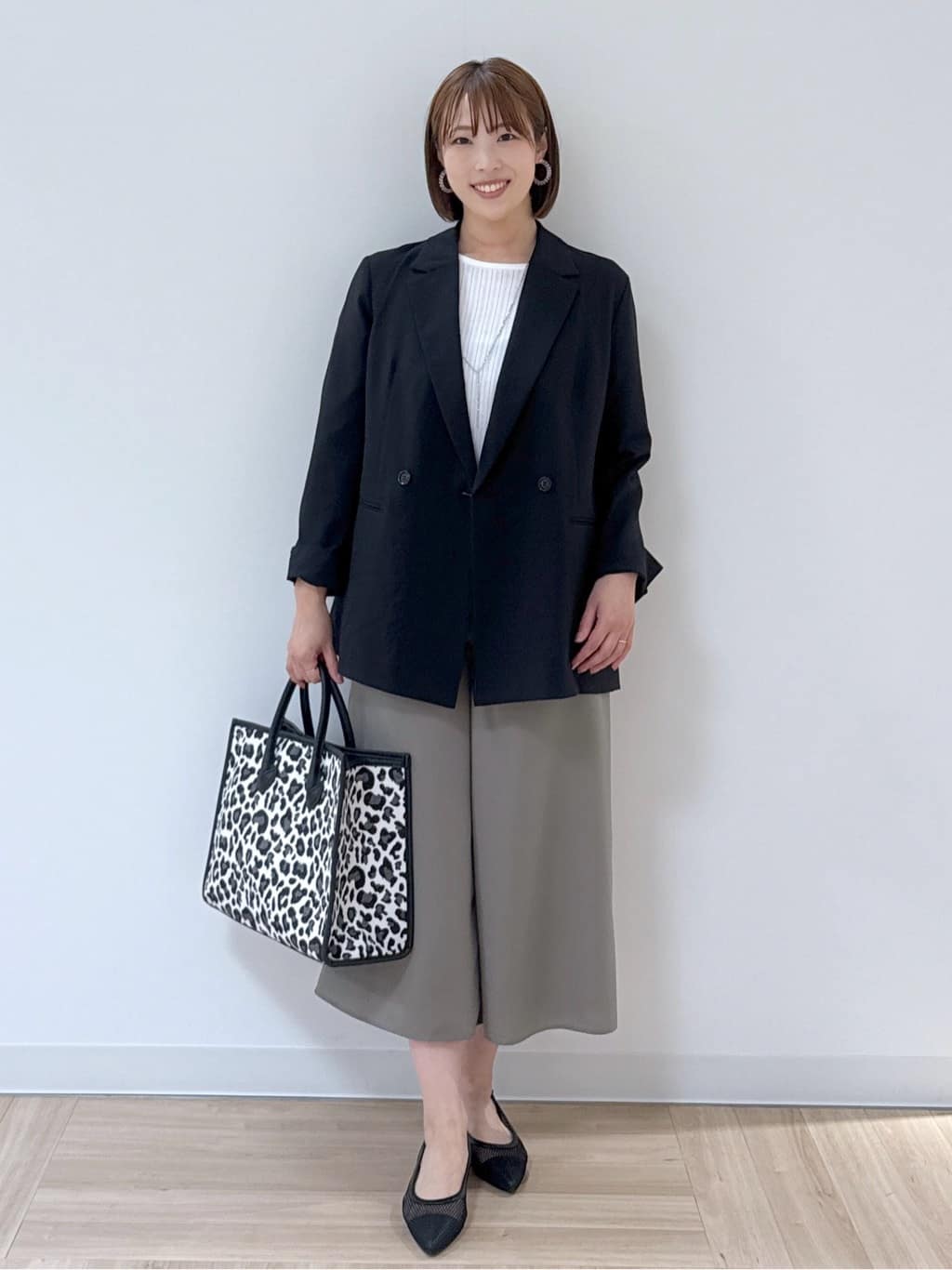 amiさんの「Reflect｜◆【マシンウォッシュ可／セットアップ可／通勤におすすめ】ドライタッチダブルジャケット」を使ったコーディネート