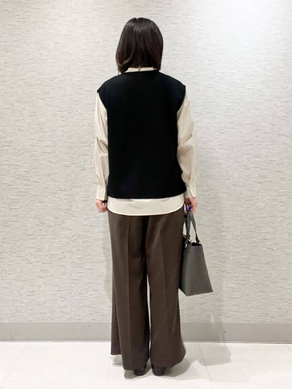 marikoさんの「Reflect｜【透けない】フルレングスワイドストレートパンツ」を使ったコーディネート