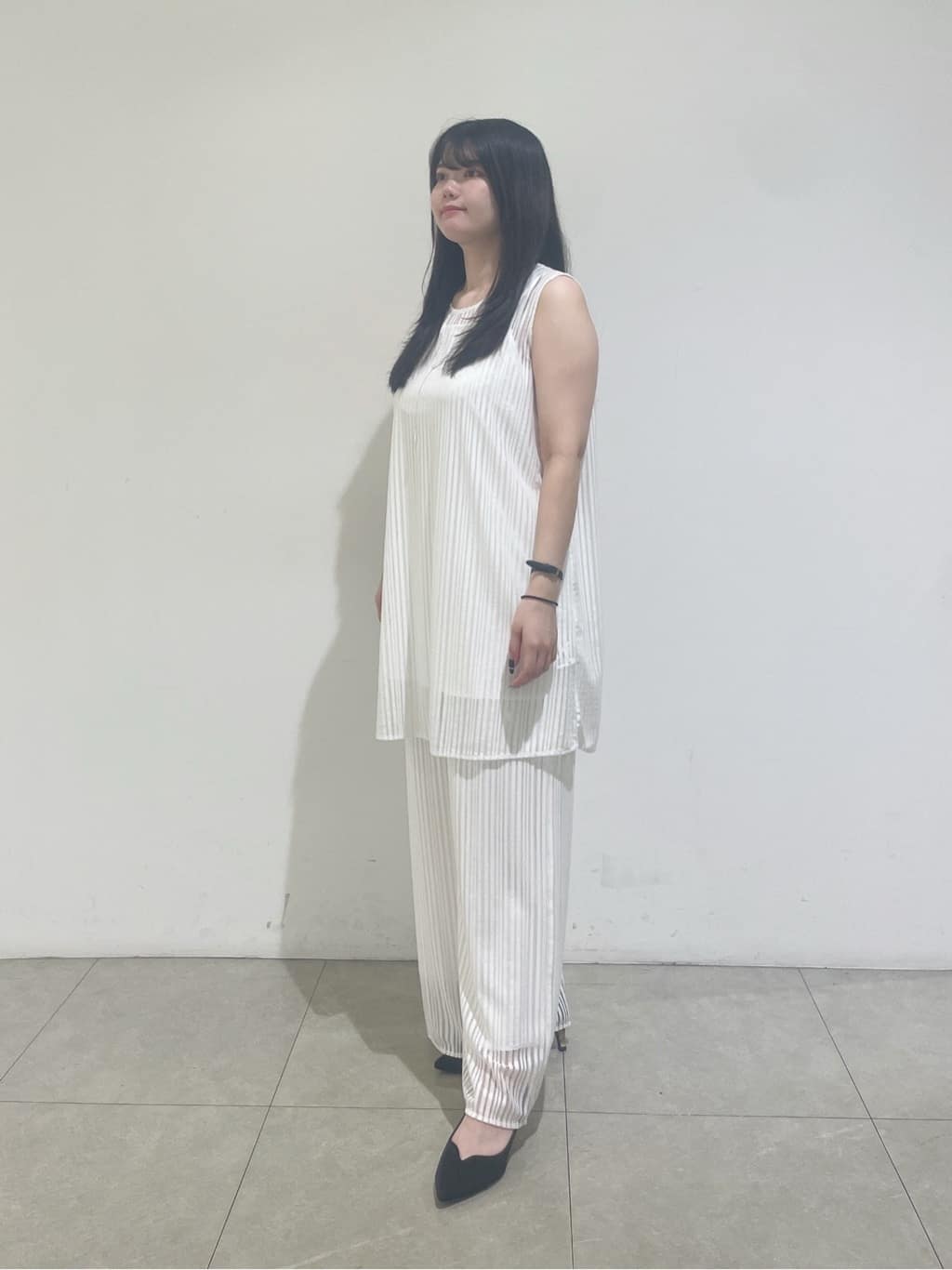emikaさんの「INDIVI｜【洗える／セットアップ可能】ラッセルチュニック」を使ったコーディネート