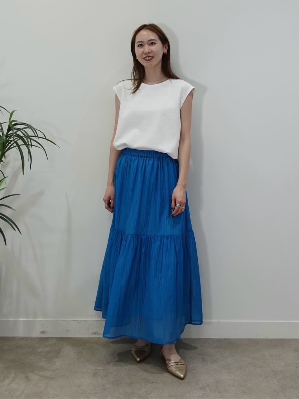mitsukiさんの「INDIVI｜【2点セット／着回し◎】ノースリーブ＆ティアードスカート カセット服」を使ったコーディネート
