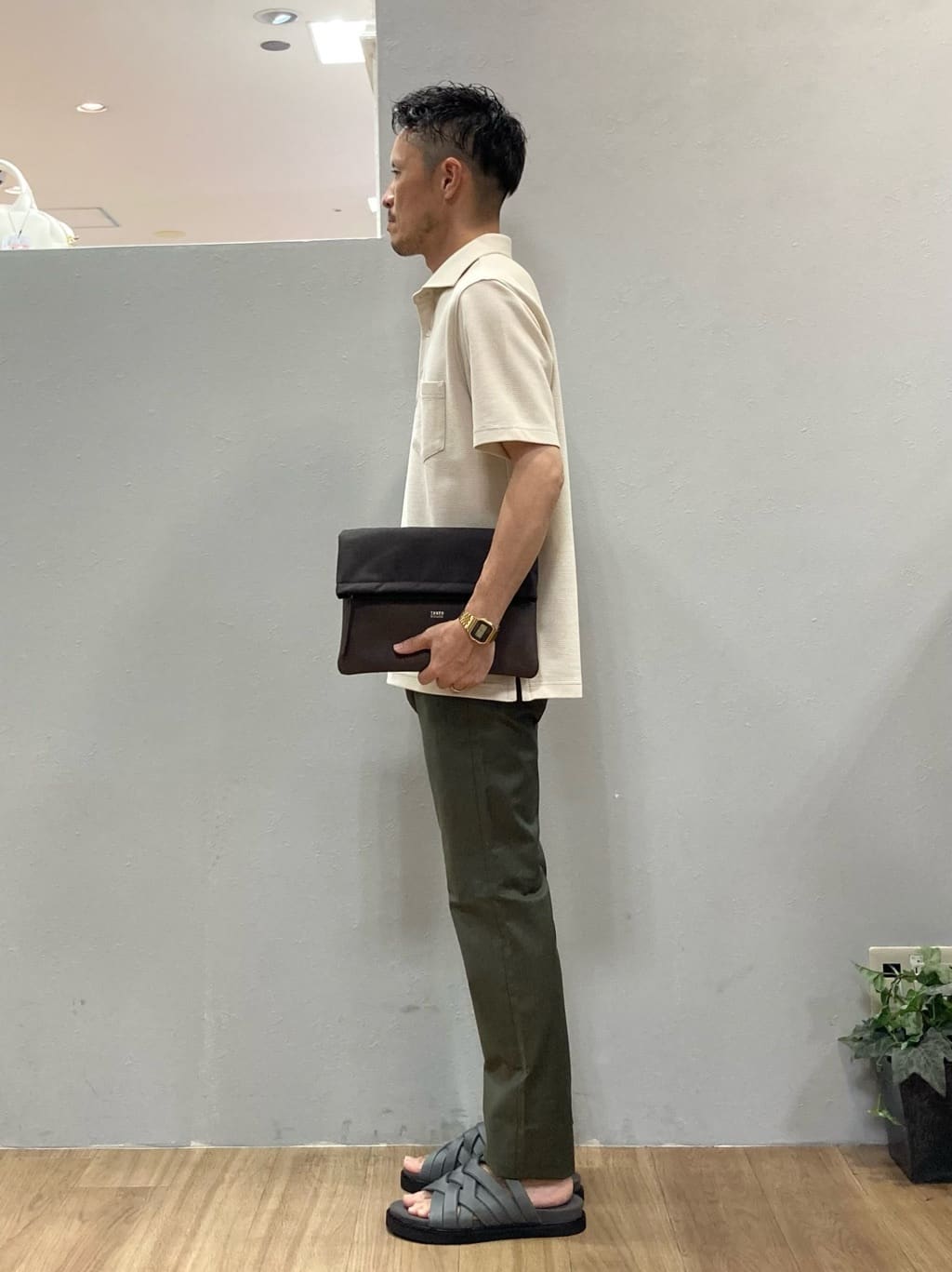 シュンさんの「TAKEO KIKUCHI｜【抗菌防臭／9色5サイズ展開】ハニカムメランジ ポロシャツ」を使ったコーディネート