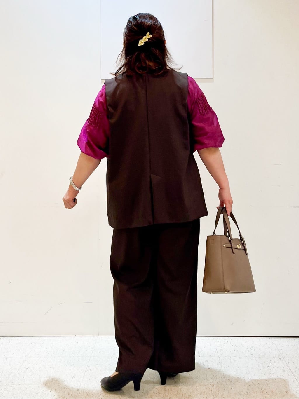 kimmyさんの「Reflect｜【ウエスト総ゴム／セットアップ／単品使いOK◎】ベスト＋ストレートパンツセット」を使ったコーディネート