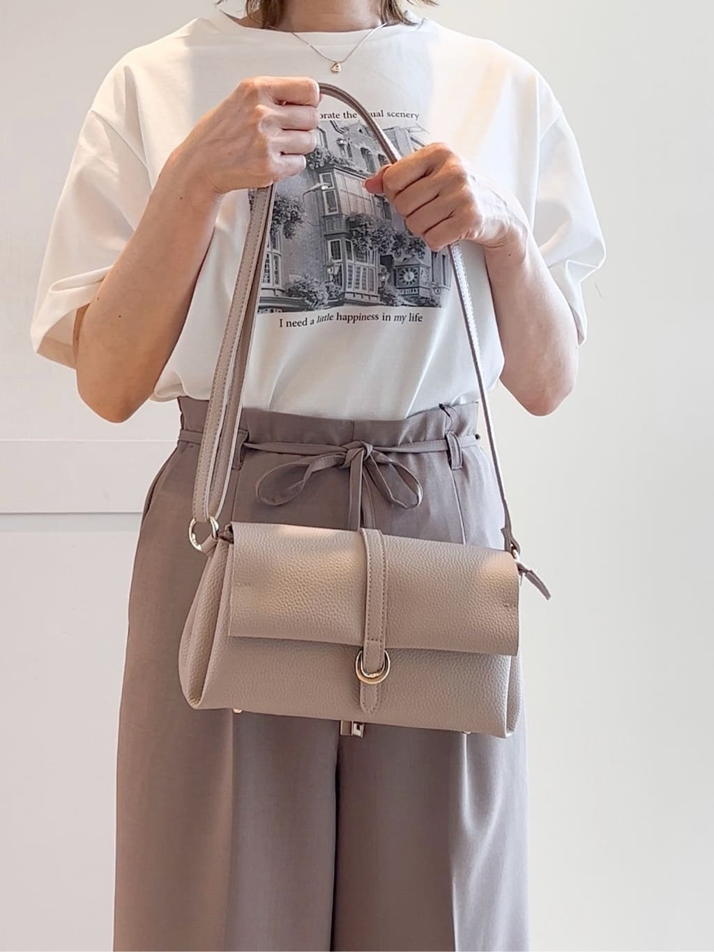yamakoさんの「grove｜メタルストーンショートネックレス」を使ったコーディネート