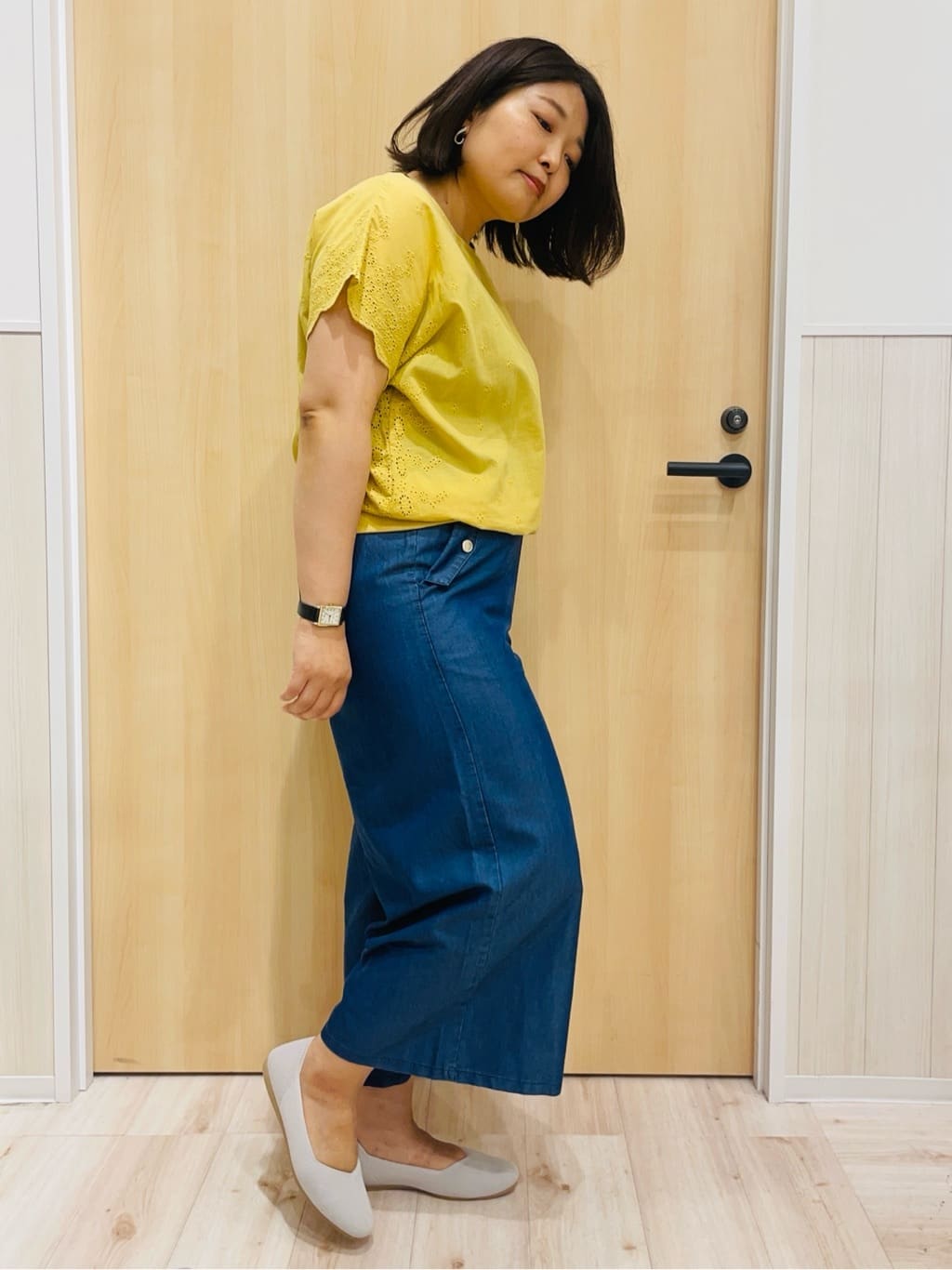 すーさんの「SHOO･LA･RUE｜スカラップ刺繍レースが目を惹く ドルマントップス」を使ったコーディネート