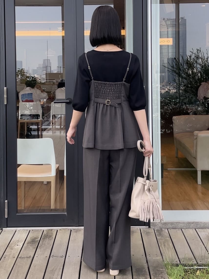 NATSUMIさんの「grove｜【カセット服】主役級キャミビスチェ」を使ったコーディネート