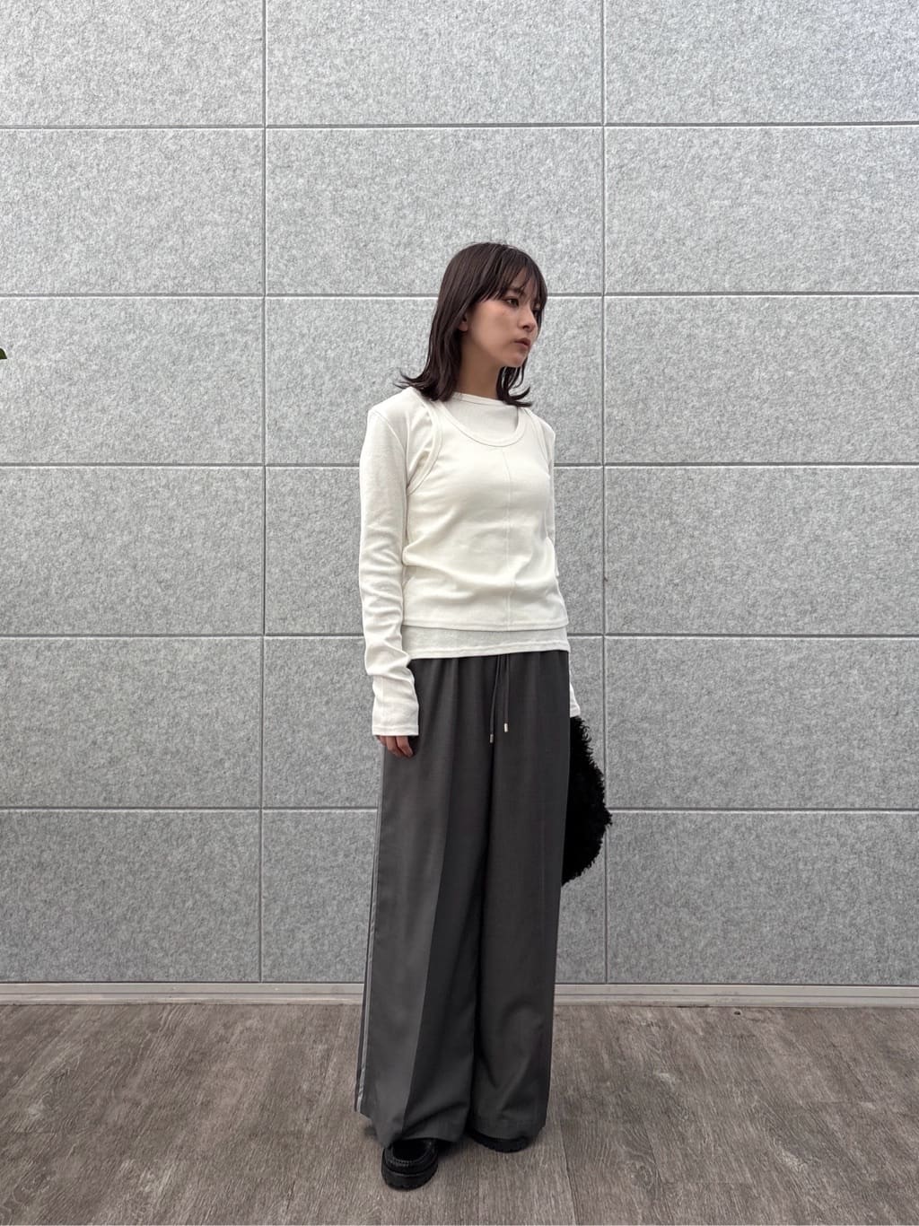 erikaさんの「INDIVI｜タンクレイヤーフライスカットソー」を使ったコーディネート