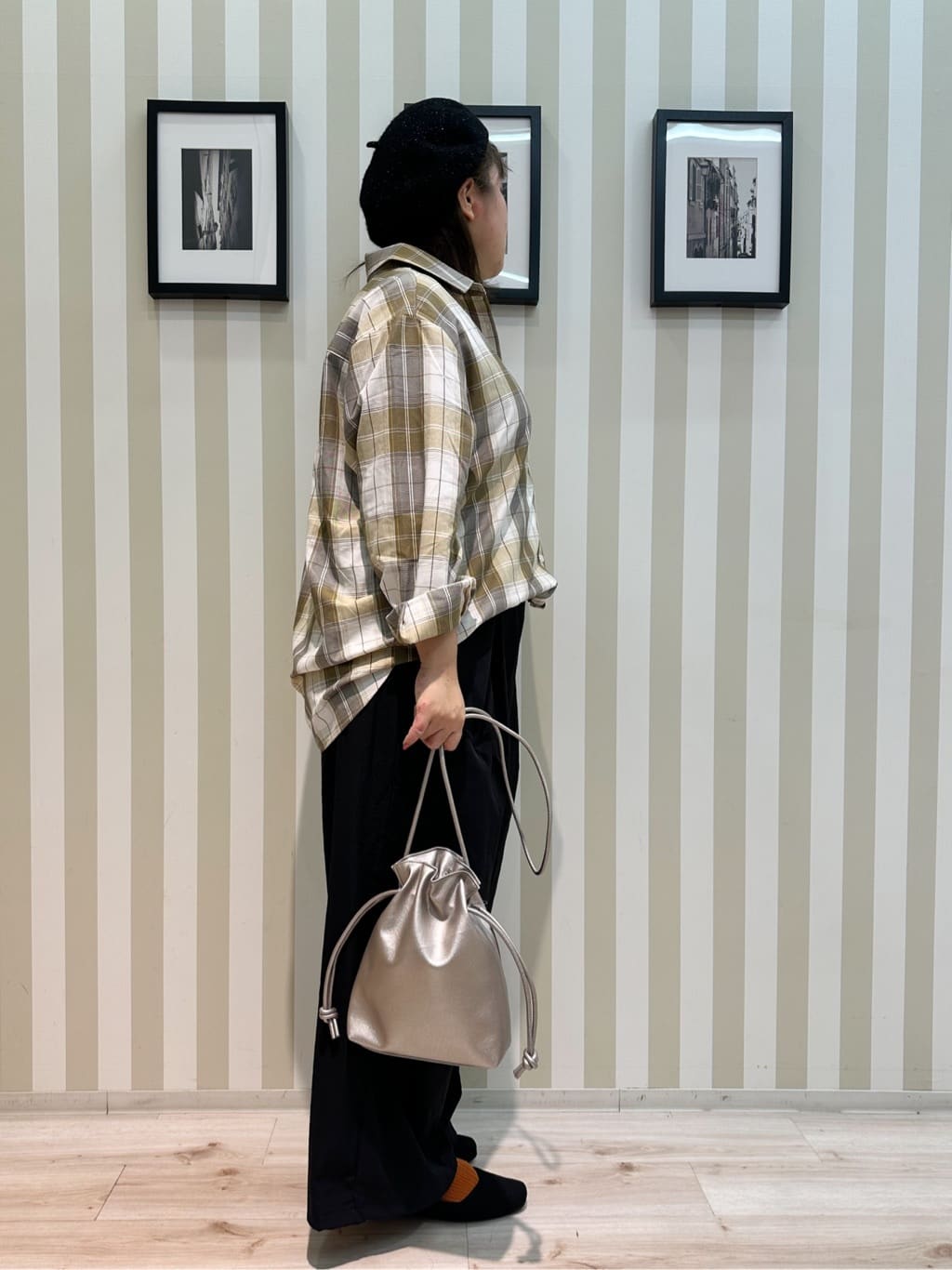 みさぼうさんの「SHOO･LA･RUE｜【洗濯機可/S-LL】程よい抜け感 大人のチェックシャツ」を使ったコーディネート
