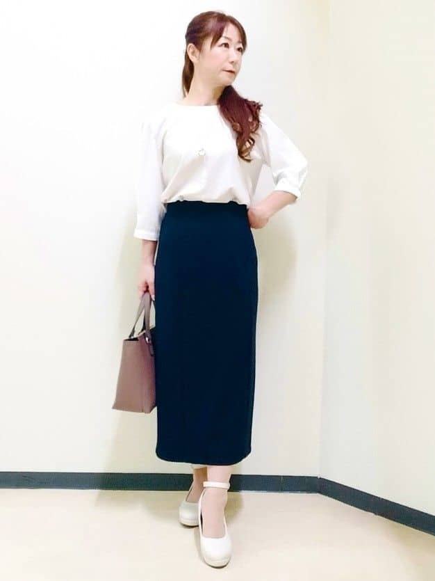 花さんの「Reflect｜【寒暖差対策に◎／手洗い可／旅行や通勤に】フード付きシアーカーディガン」を使ったコーディネート