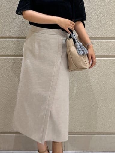 Momokaさんの「COUP DE CHANCE｜【手洗い可／日本製】きれいめデザインタイトスカート」を使ったコーディネート
