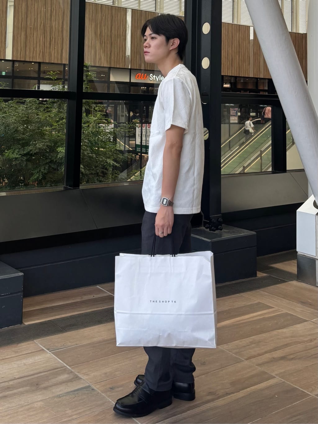 うらしーさんの「THE SHOP TK｜パターンジャカード半袖Tシャツ【洗濯機OK】」を使ったコーディネート