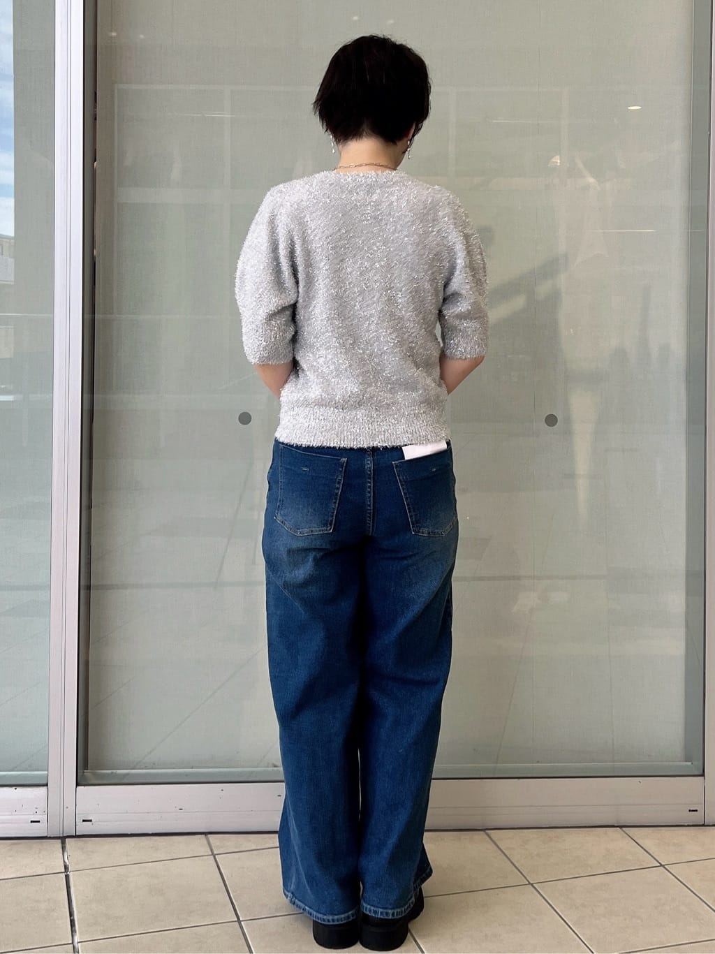 yo-koさんの「OPAQUE.CLIP｜キラキラボリュームスリーブニット【洗濯機洗い可】」を使ったコーディネート