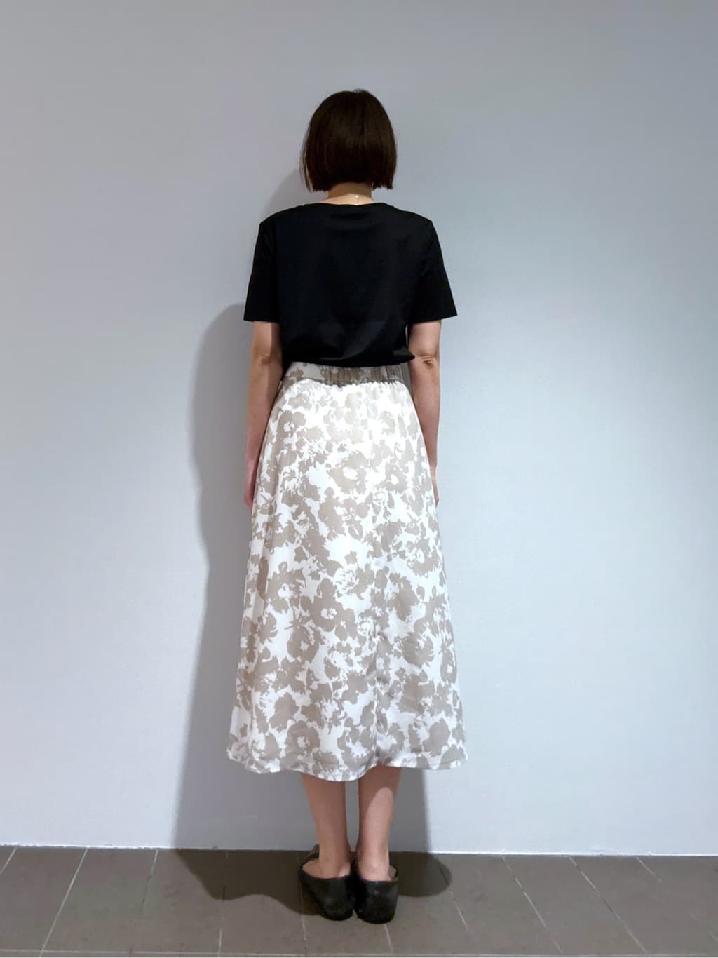 Yukaさんの「COUP DE CHANCE｜【手洗い可／日本製】花柄フレアスカート」を使ったコーディネート