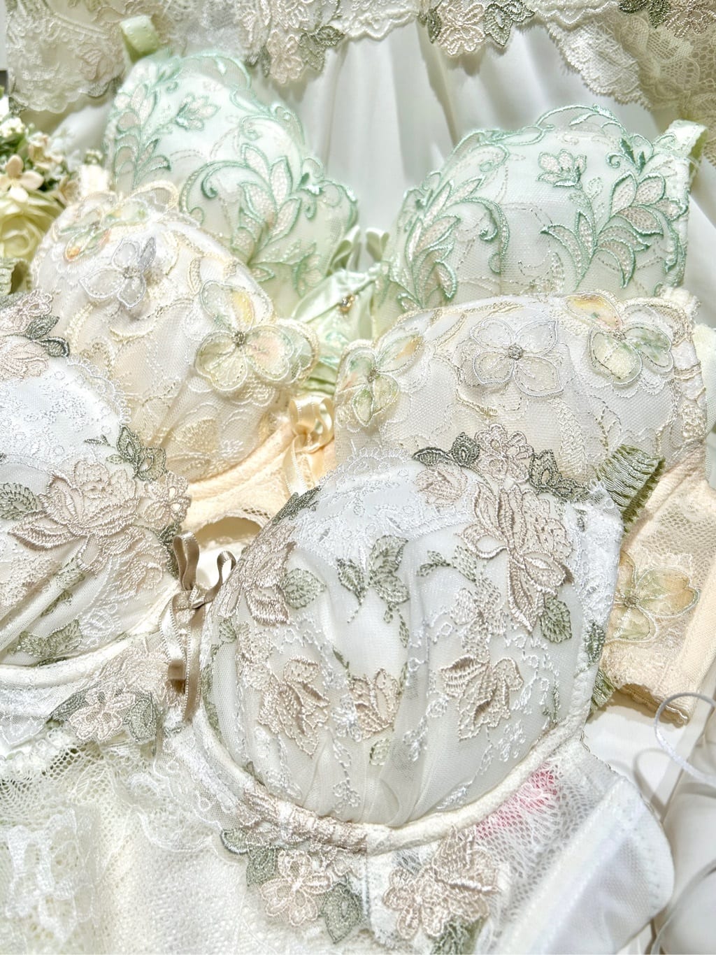 ichiさんの「Risa Magli｜イーシャ ブラジャー（E-F）＜サイドシェイプ＞」を使ったコーディネート