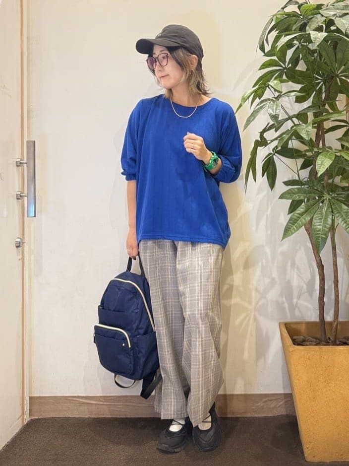 misakiさんの「SHOO･LA･RUE｜【洗濯機可/S-LL】すっきり上品きれい見え タックワイドパンツ」を使ったコーディネート