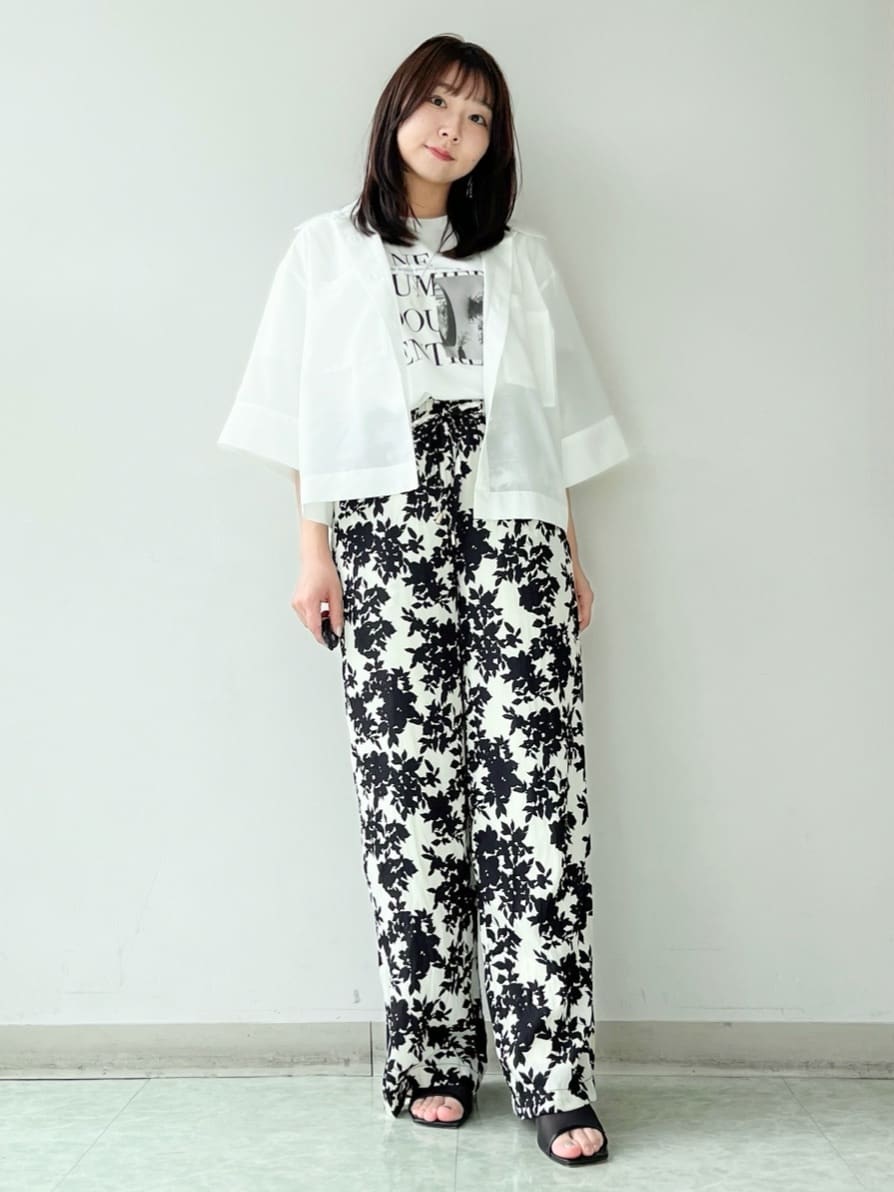 KAHOさんの「UNTITLED｜【ロゴT/プリントT】グラフィックTシャツ」を使ったコーディネート