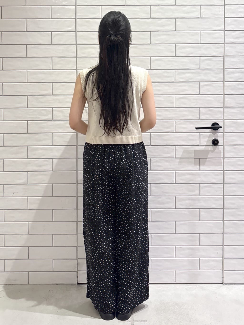 ayumiさんの「OPAQUE.CLIP｜ダブルポケットニット【洗濯機洗い可】」を使ったコーディネート