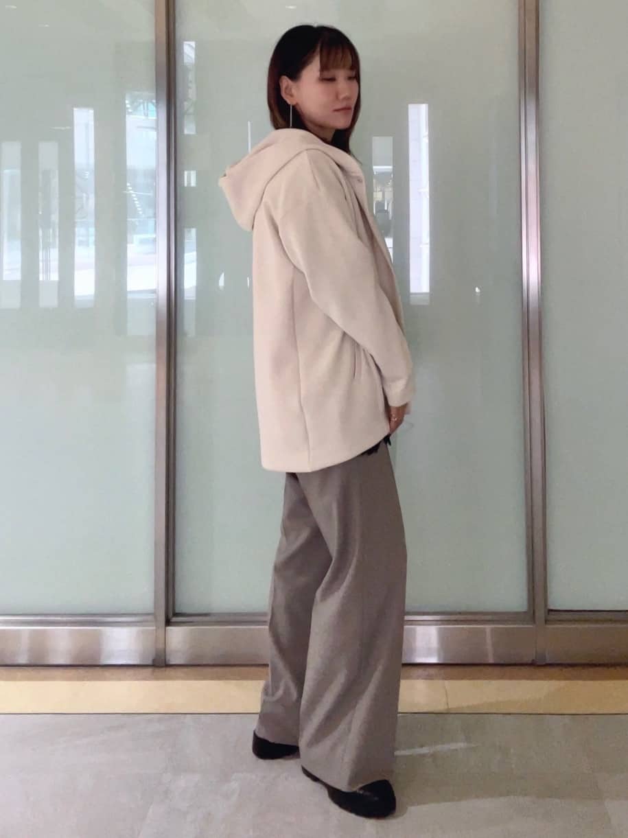 mayutaさんの「INDIVI｜【軽羽織り】フーディーライトコート」を使ったコーディネート