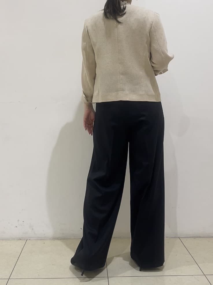 watanabeさんの「UNTITLED｜【短丈/日本製】カラミ風メッシュ ノーカラージャケット」を使ったコーディネート
