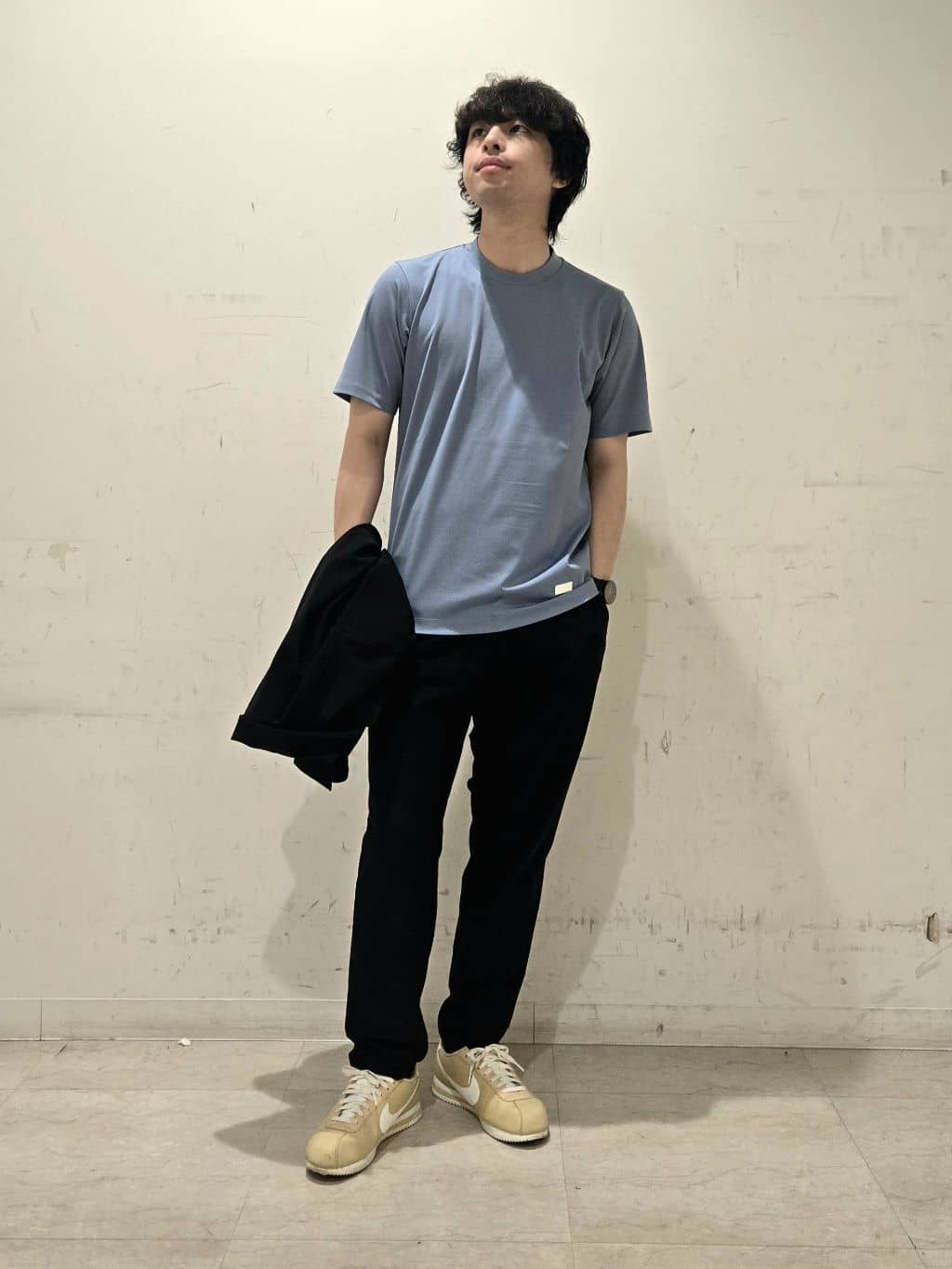 白木駆さんの「TAKEO KIKUCHI｜【COOL CITY WEAR】エアートール オープンカラーシャツ /接触冷感・通気性」を使ったコーディネート