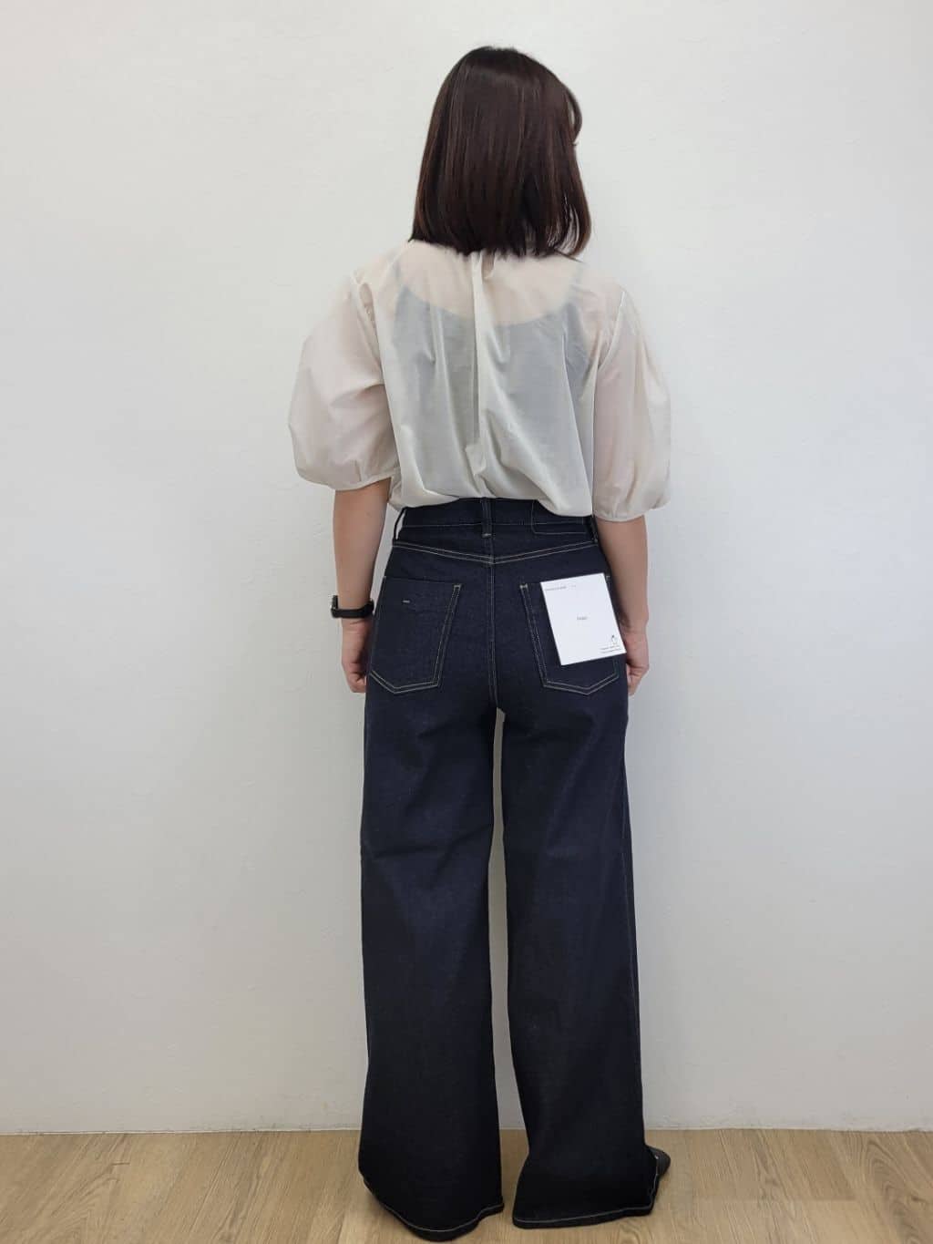 LISAさんの「OPAQUE.CLIP｜シアーフリルネックブラウス【洗濯機洗い可】」を使ったコーディネート