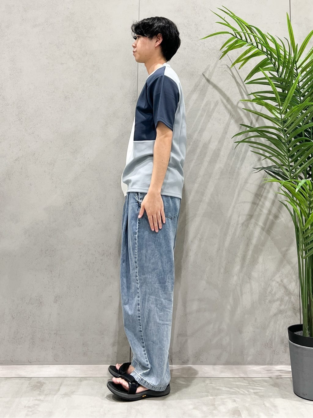 SHI-MAさんの「THE SHOP TK｜ツイルブロッキング 半袖Tシャツ 洗濯機OK」を使ったコーディネート