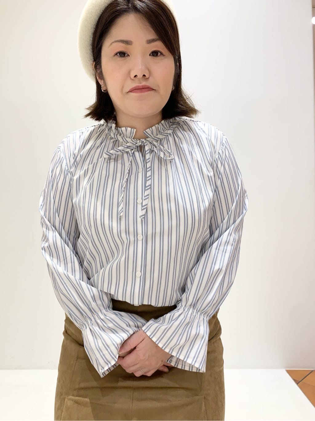 みいちゃんさんの「grove｜フリルカラーリボンブラウス」を使ったコーディネート