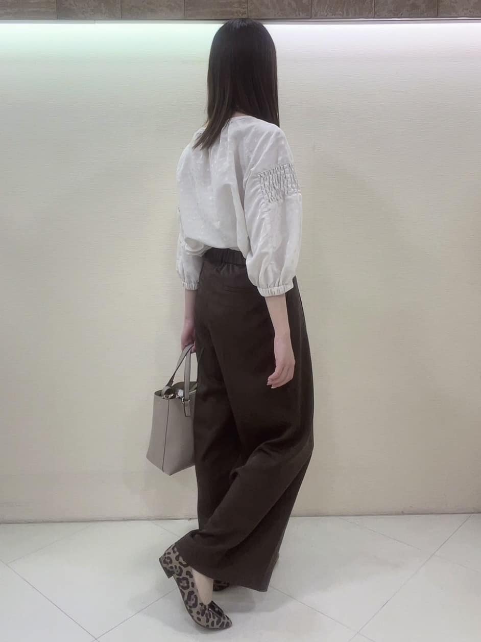 yukaさんの「Reflect｜【一枚で着映える◎】レオパード風ジャカードブラウス」を使ったコーディネート