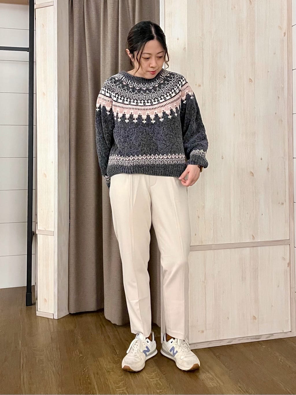 aiさんの「THE SHOP TK｜上品さと少しの遊び心を モール求心柄ニット」を使ったコーディネート