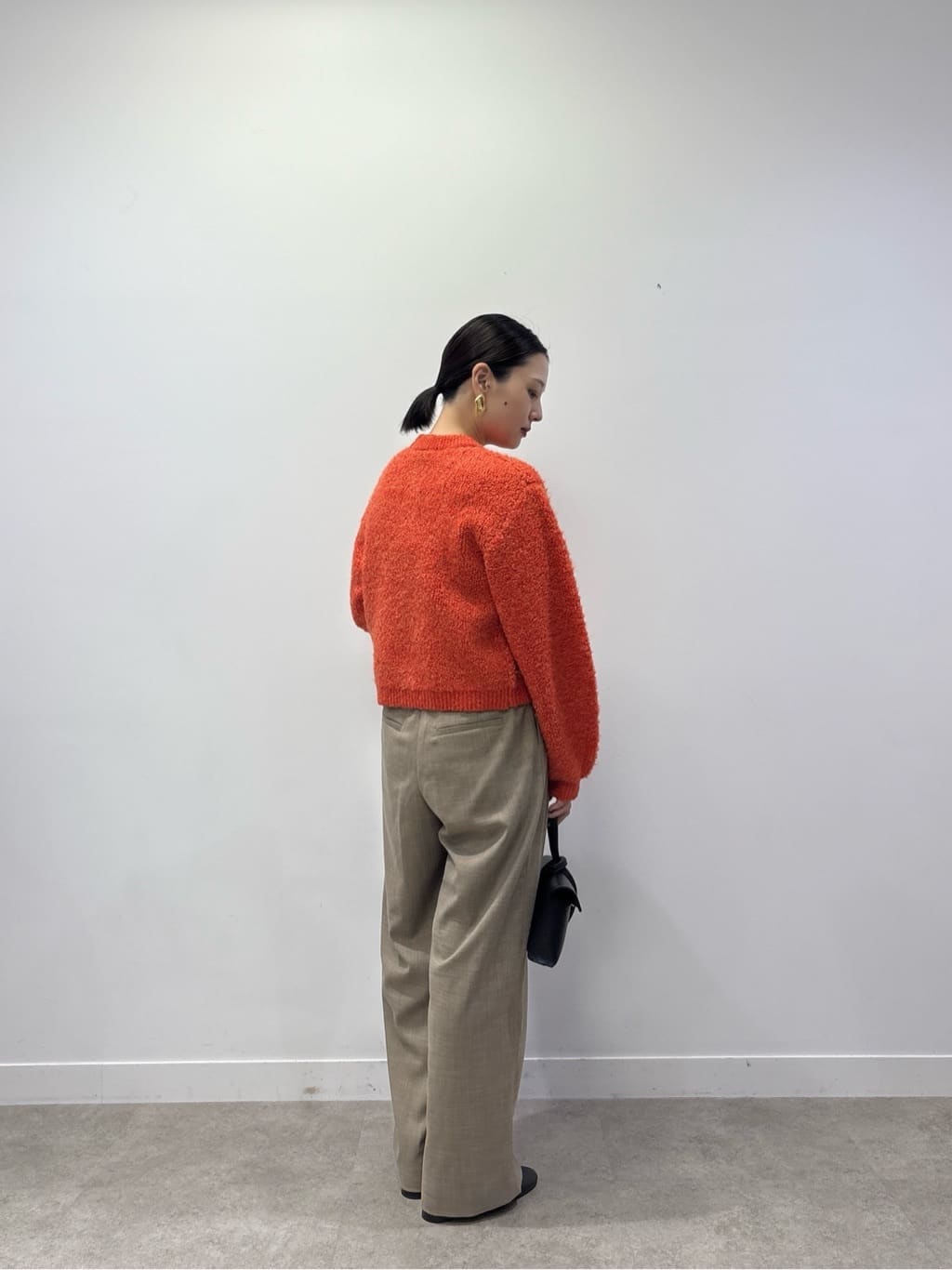 ayanoさんの「INDIVI｜センタータックメランジワイドパンツ」を使ったコーディネート