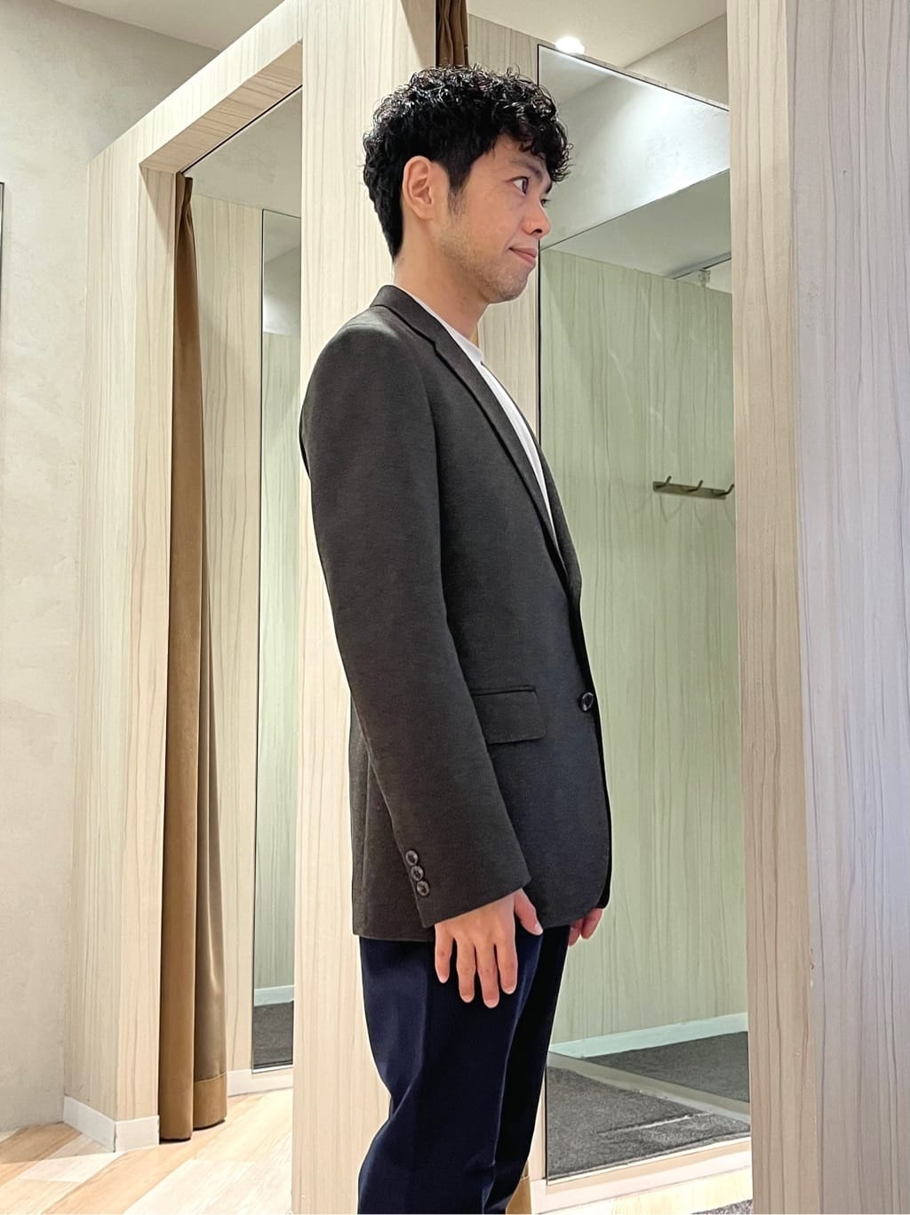 URAさんの「TAKEO KIKUCHI｜ストレッチ テーラードＴシャツ」を使ったコーディネート
