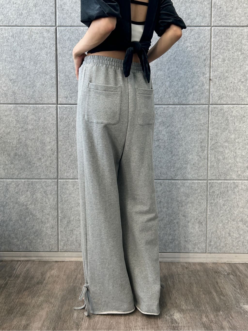 harunaさんの「CODE A｜velvet ribbon pullover」を使ったコーディネート