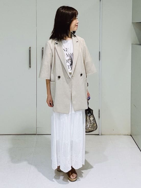 makiさんの「UNTITLED｜【ロゴT/プリントT】グラフィックTシャツ」を使ったコーディネート