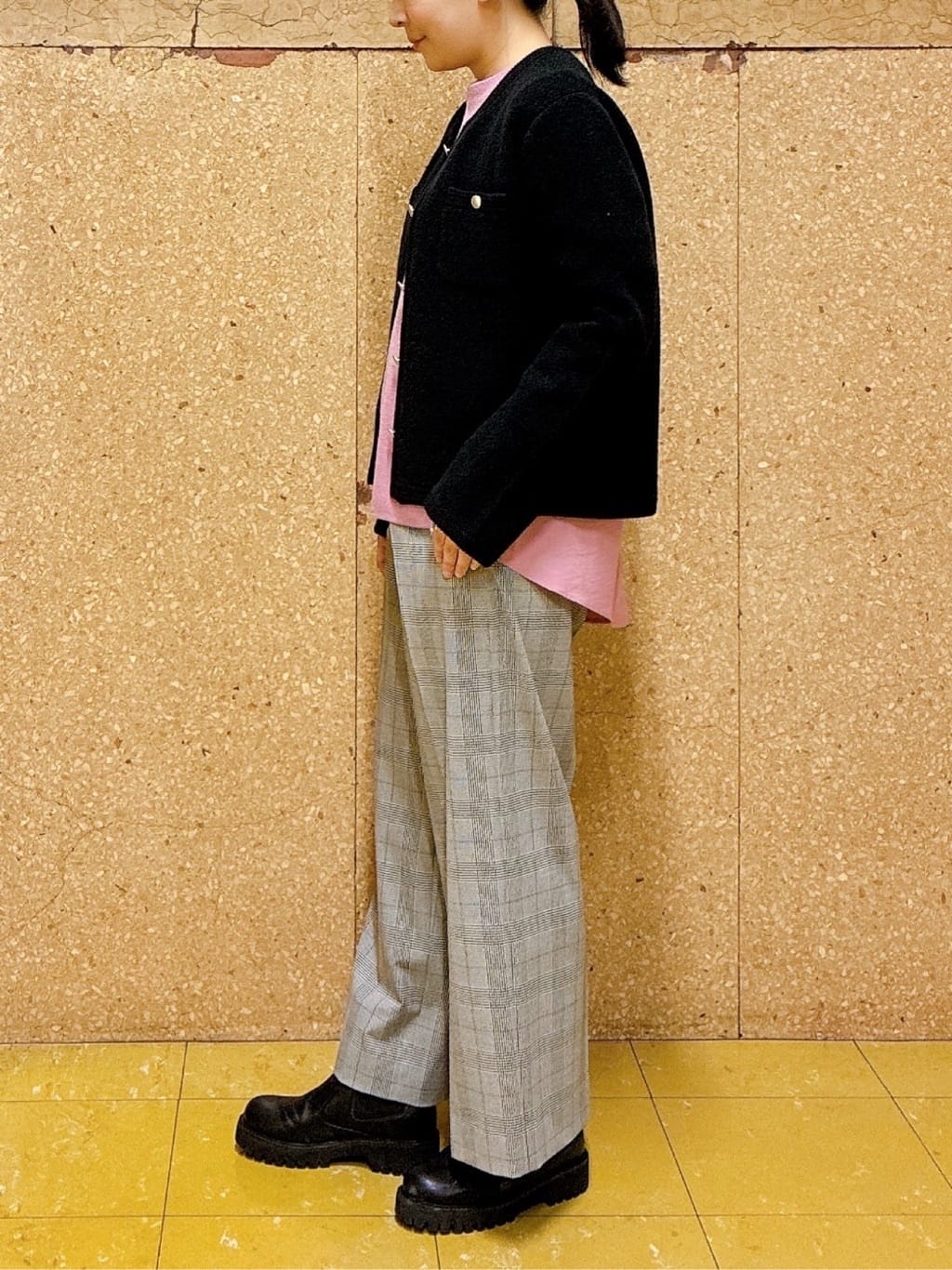 hattoriさんの「INDIVI｜【洗える／選べる8色】トーンアップニット」を使ったコーディネート